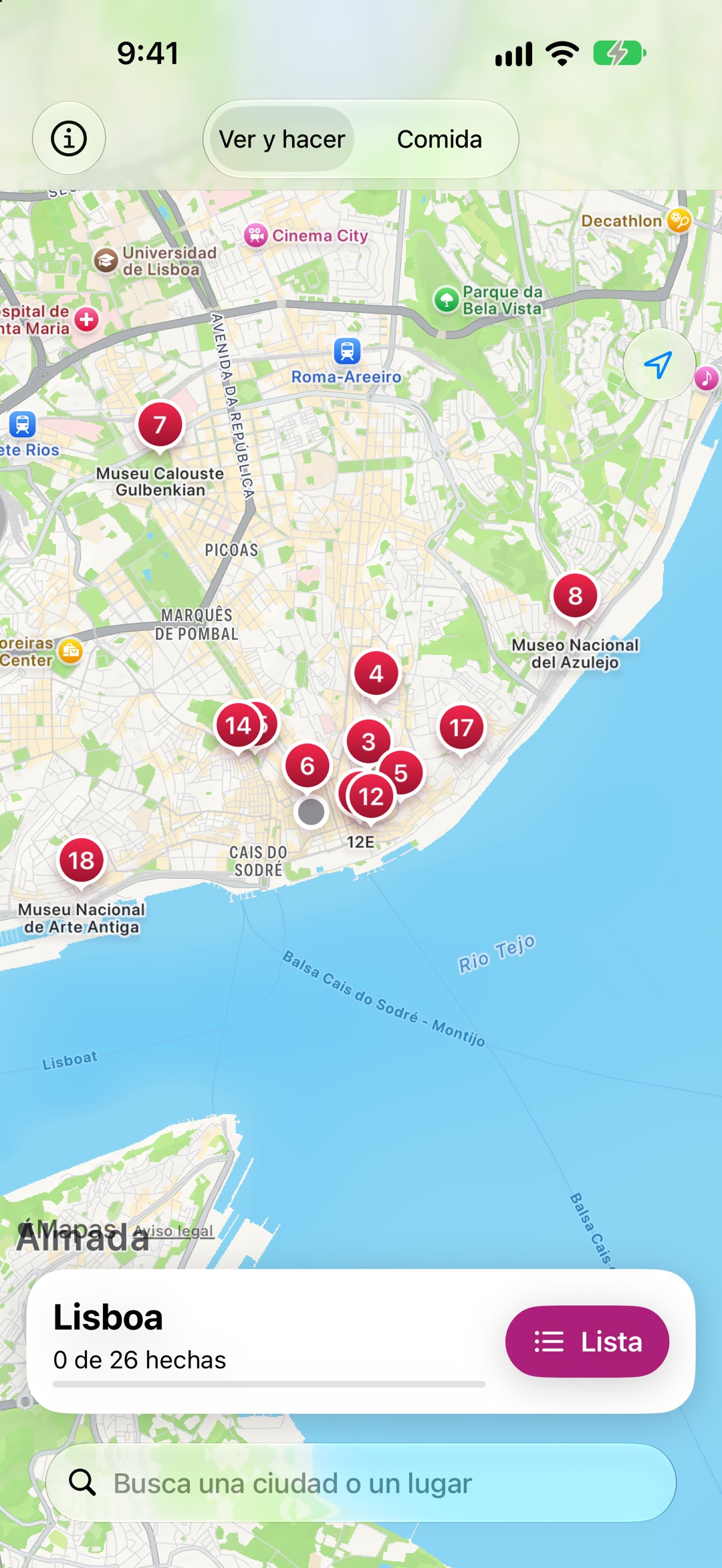 CityMusts en un mapa de Lisboa: lo imprescindible de la ciudad, numerado en rojo del más importante al menos, y la tarjeta de la ciudad abajo, que cuenta lo que ya hiciste.